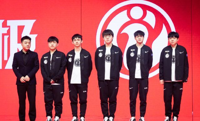 的成功举办 的成功举办