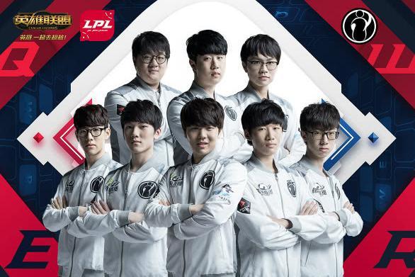 界足球迷和 界足球迷和