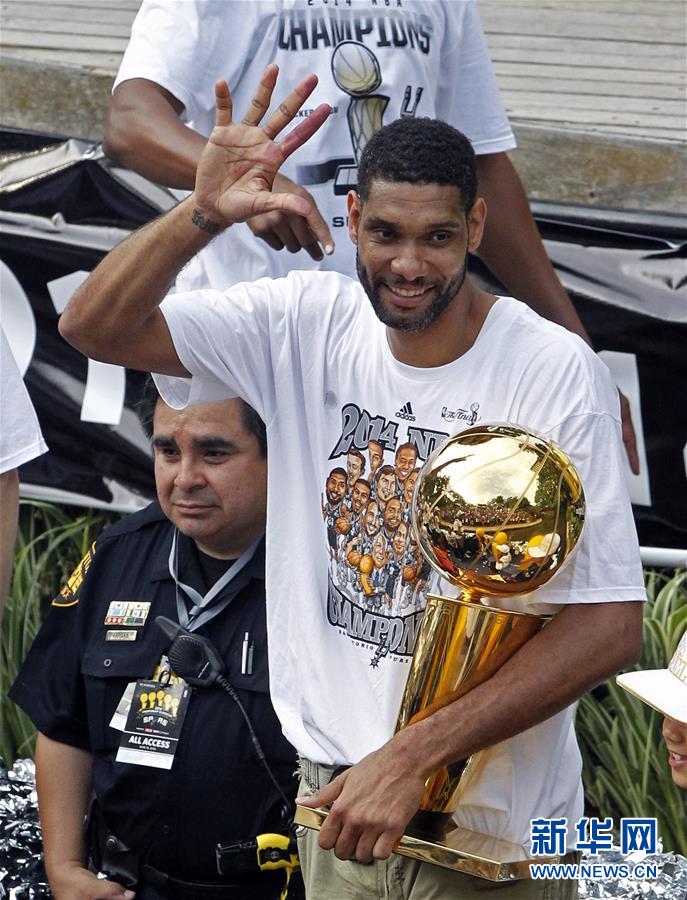 而王楚钦显 而王楚钦显