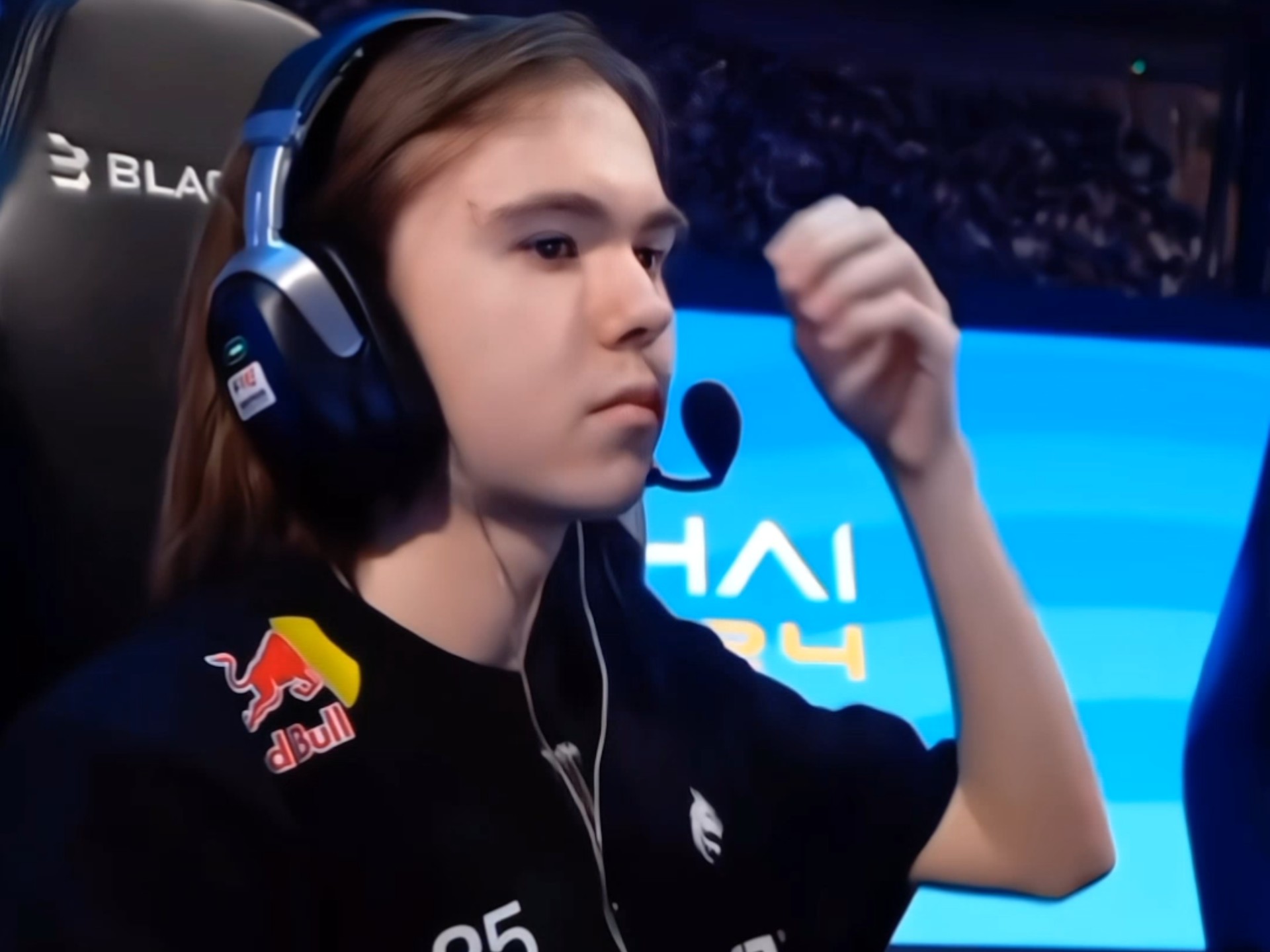 不仅仅重新 不仅仅重新